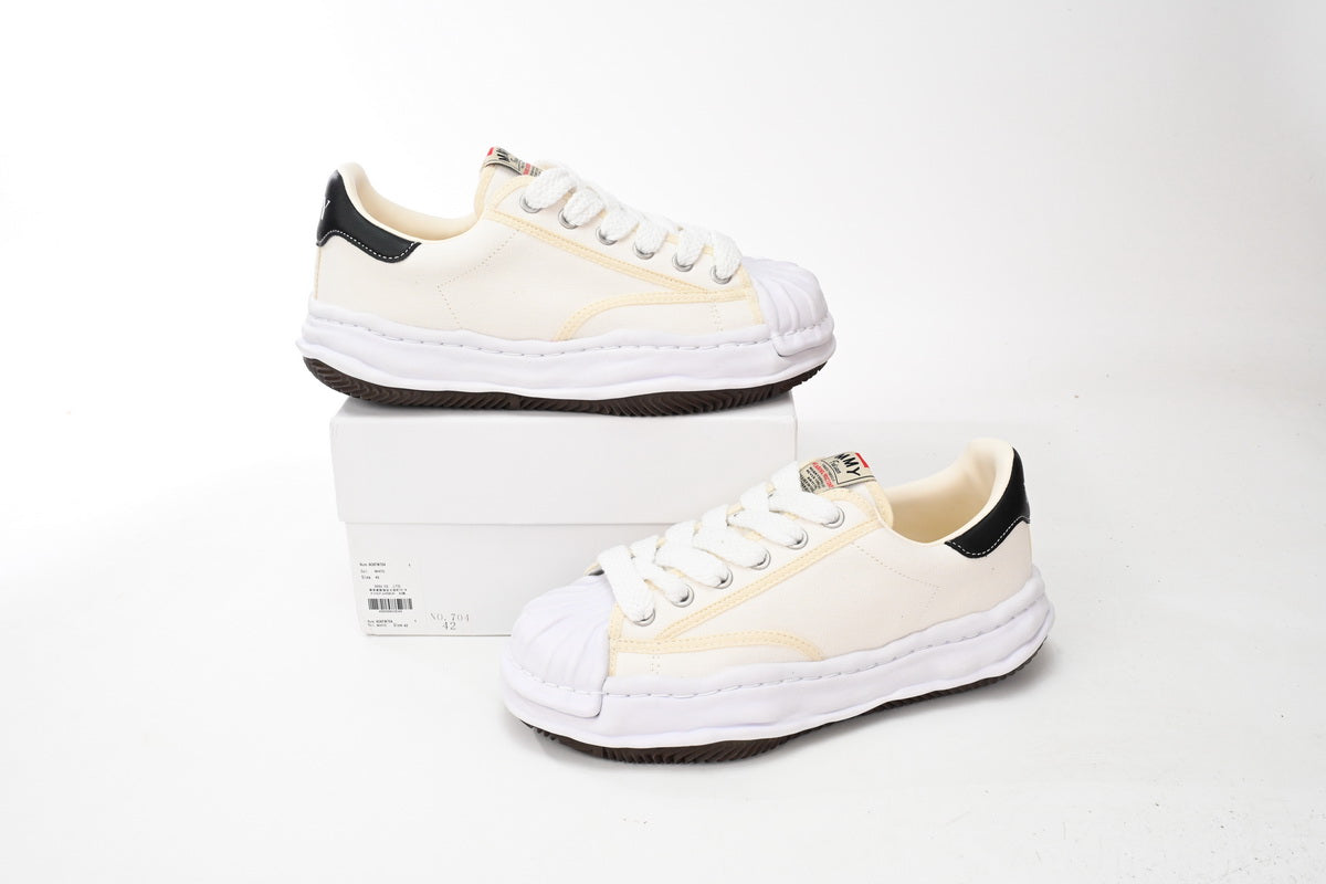 Mihara MMY White