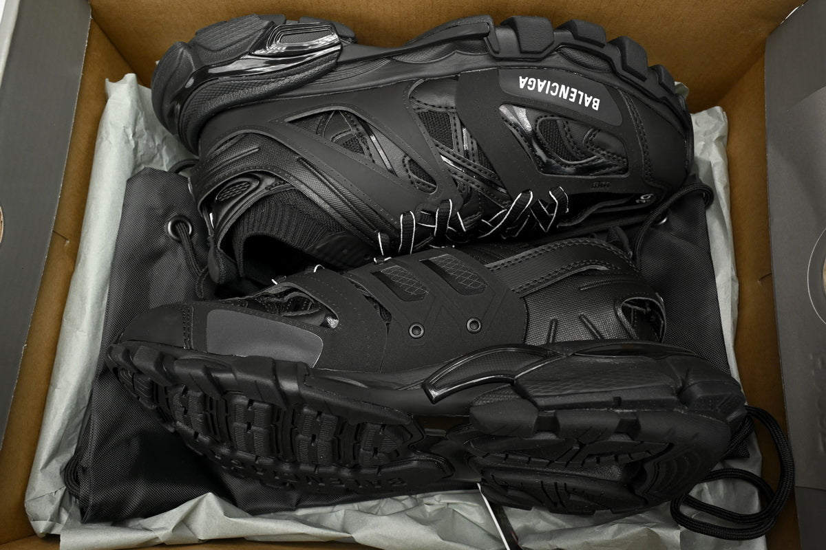Balenciaga Track Black No led