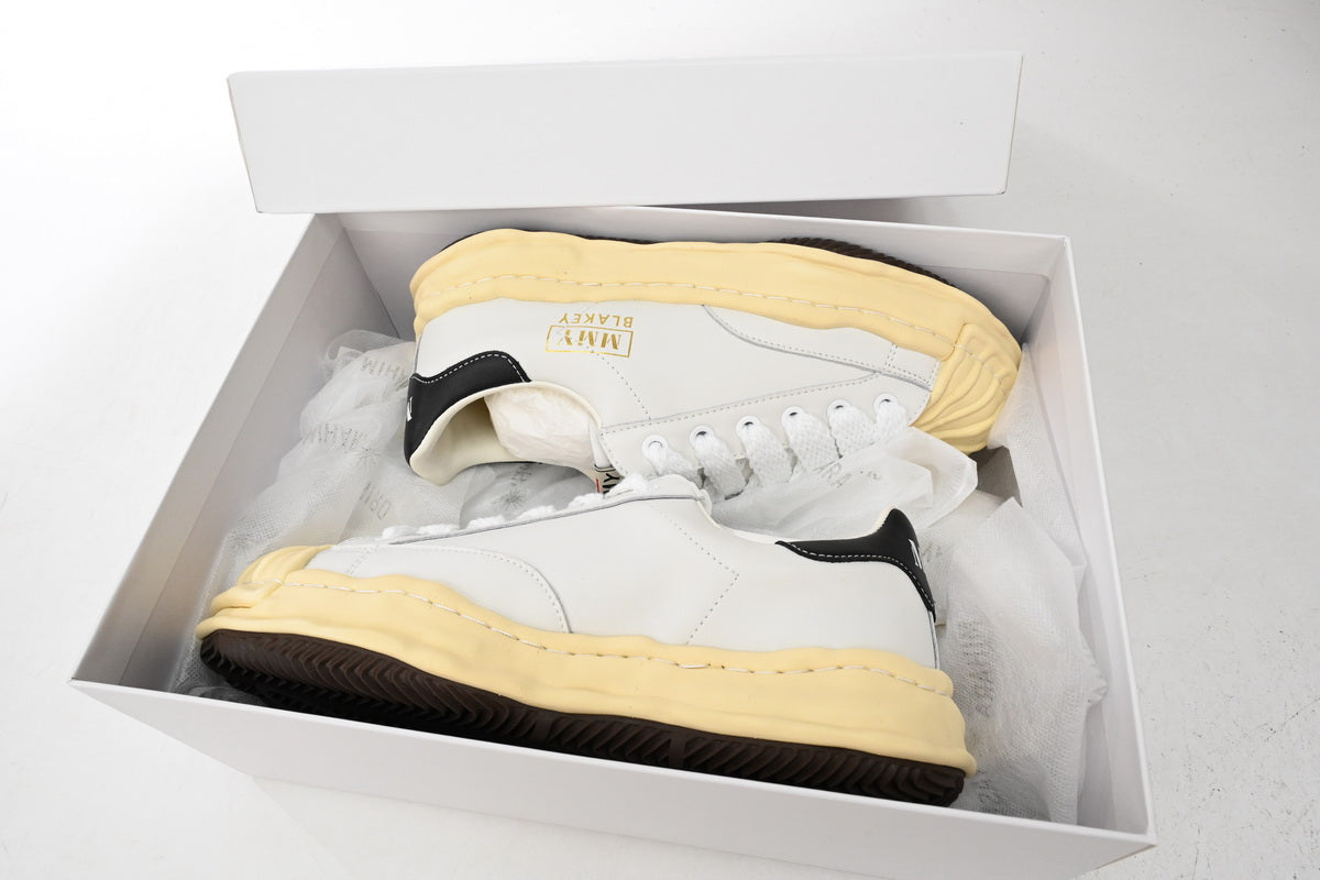 Mihara Cream Shell