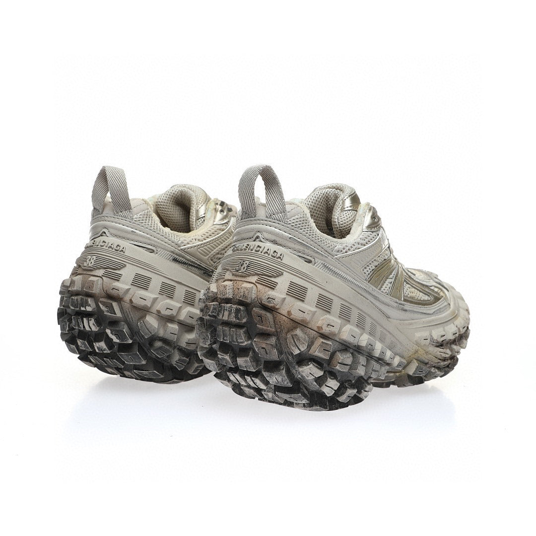 BB Defender Dirty Sole