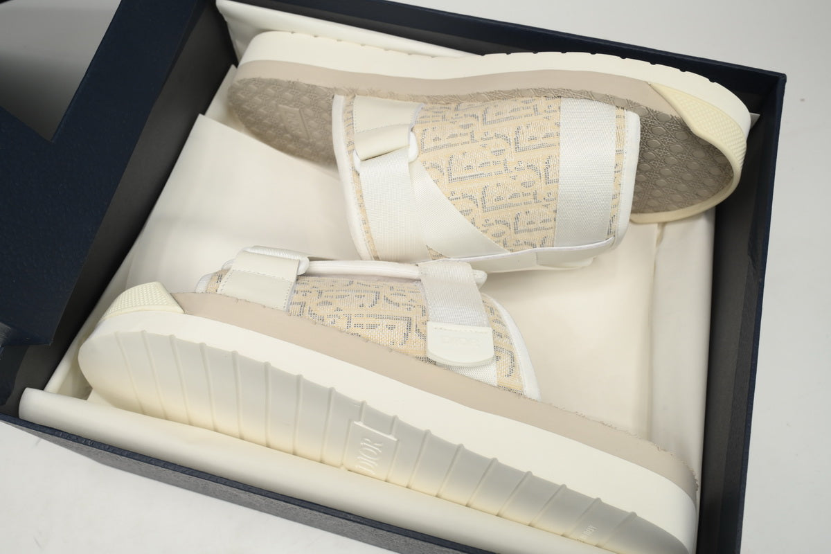DR Slides White
