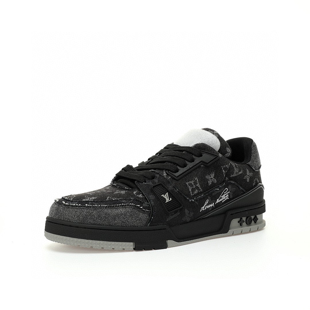 Loius Vuitton Trainer Black Monogram