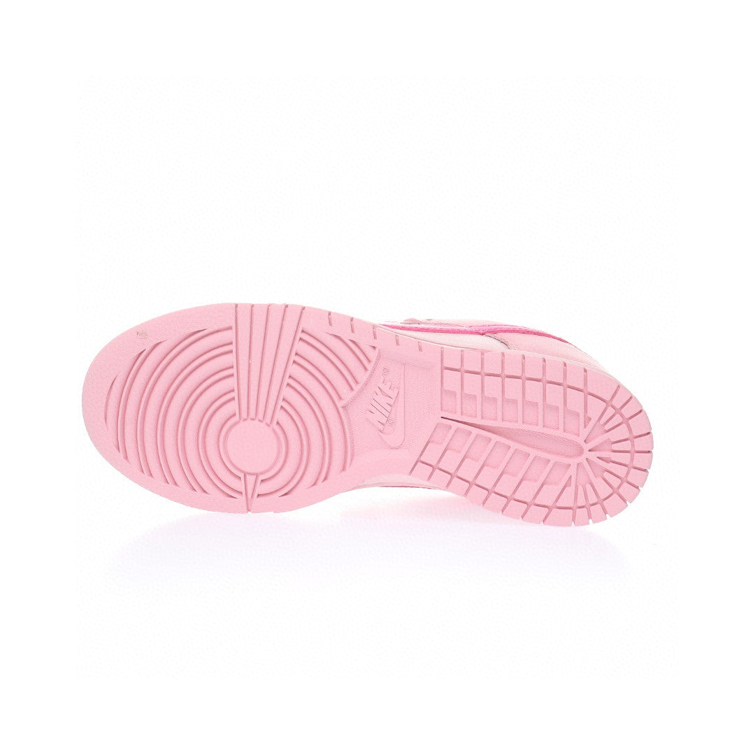 Dunk Low Triple Pink