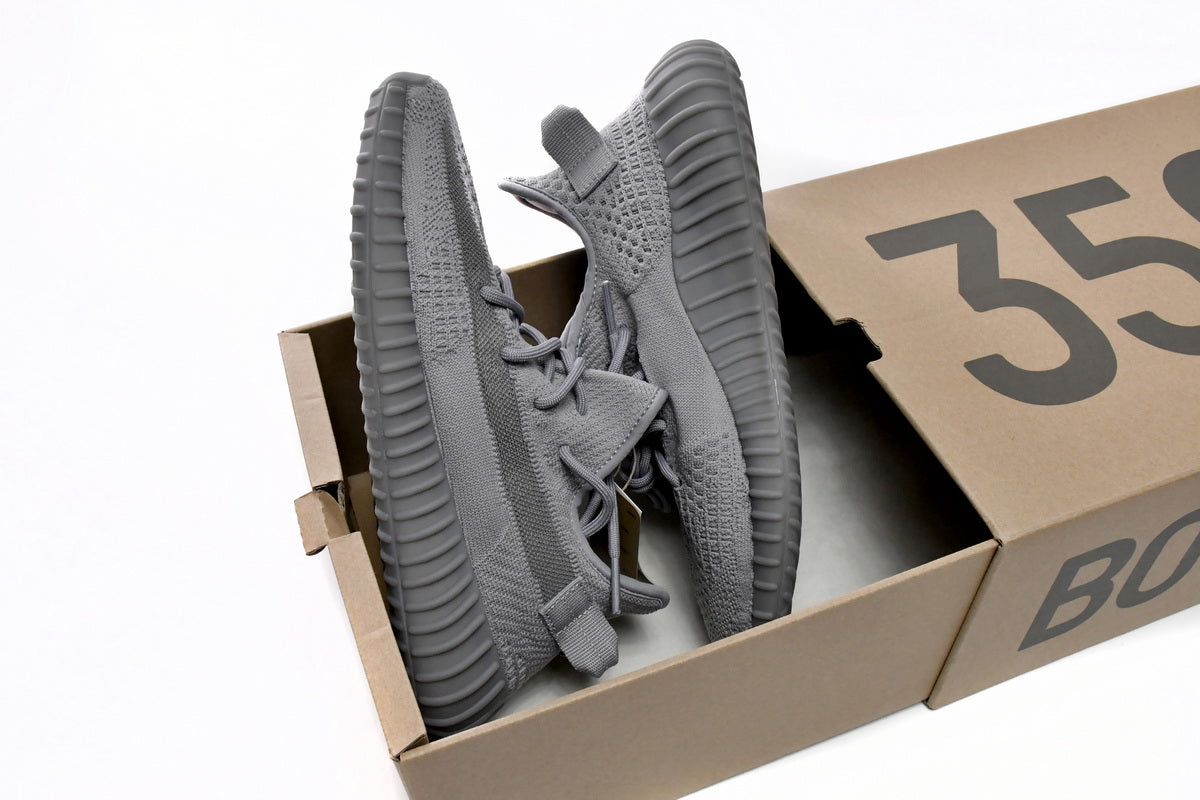 Yeezy 350 Smoke Grey
