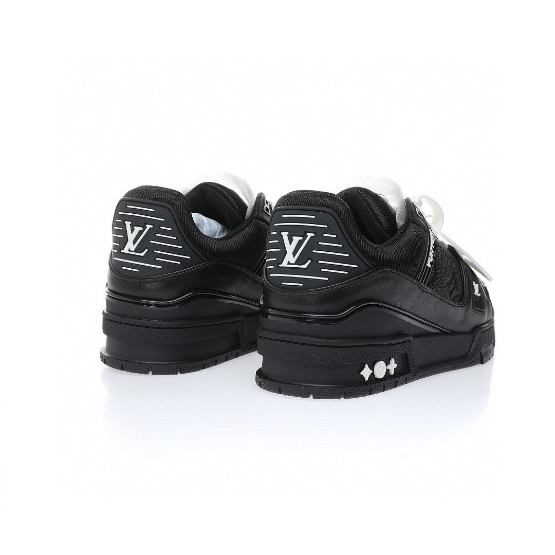 LV Trainer Black