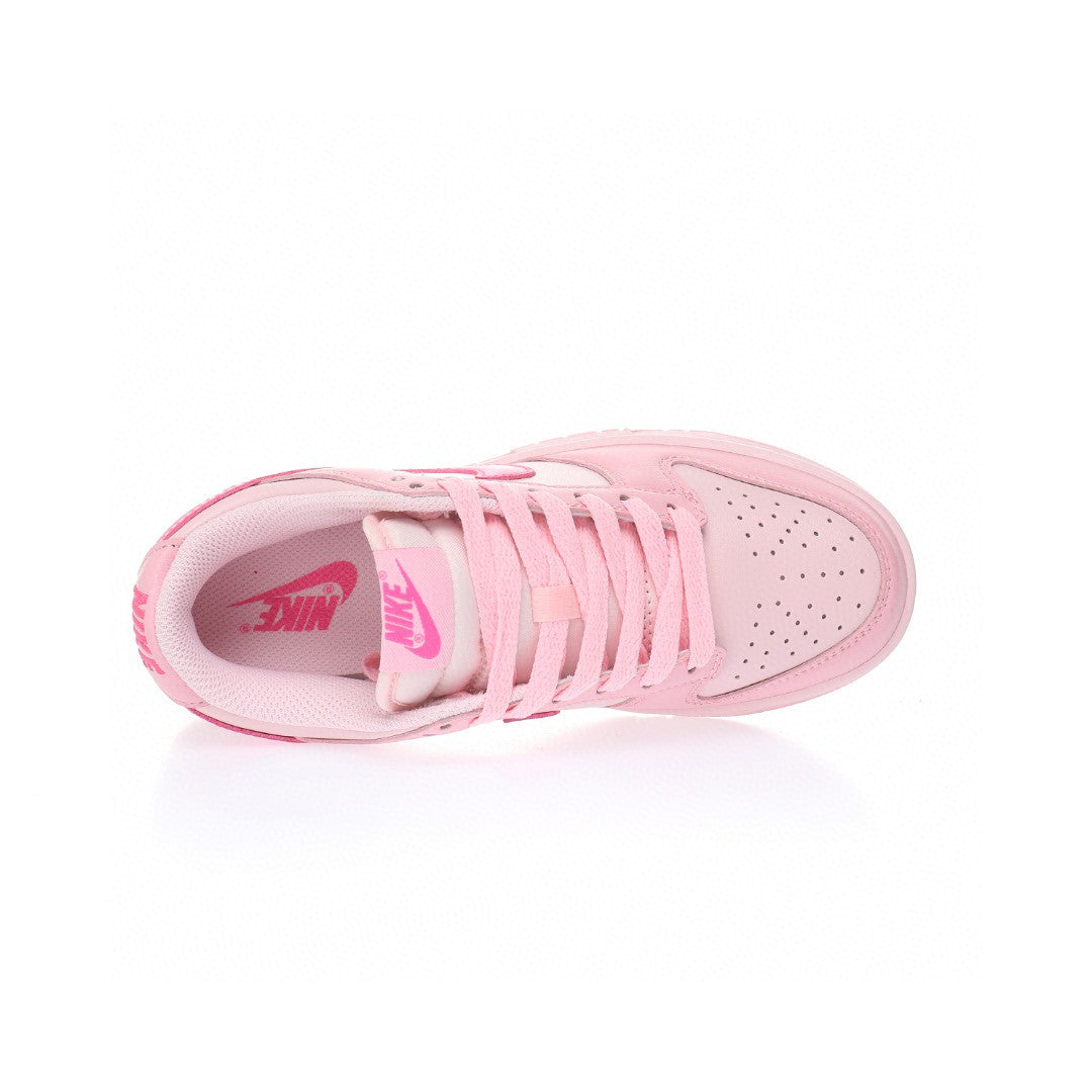 Dunk Low Triple Pink