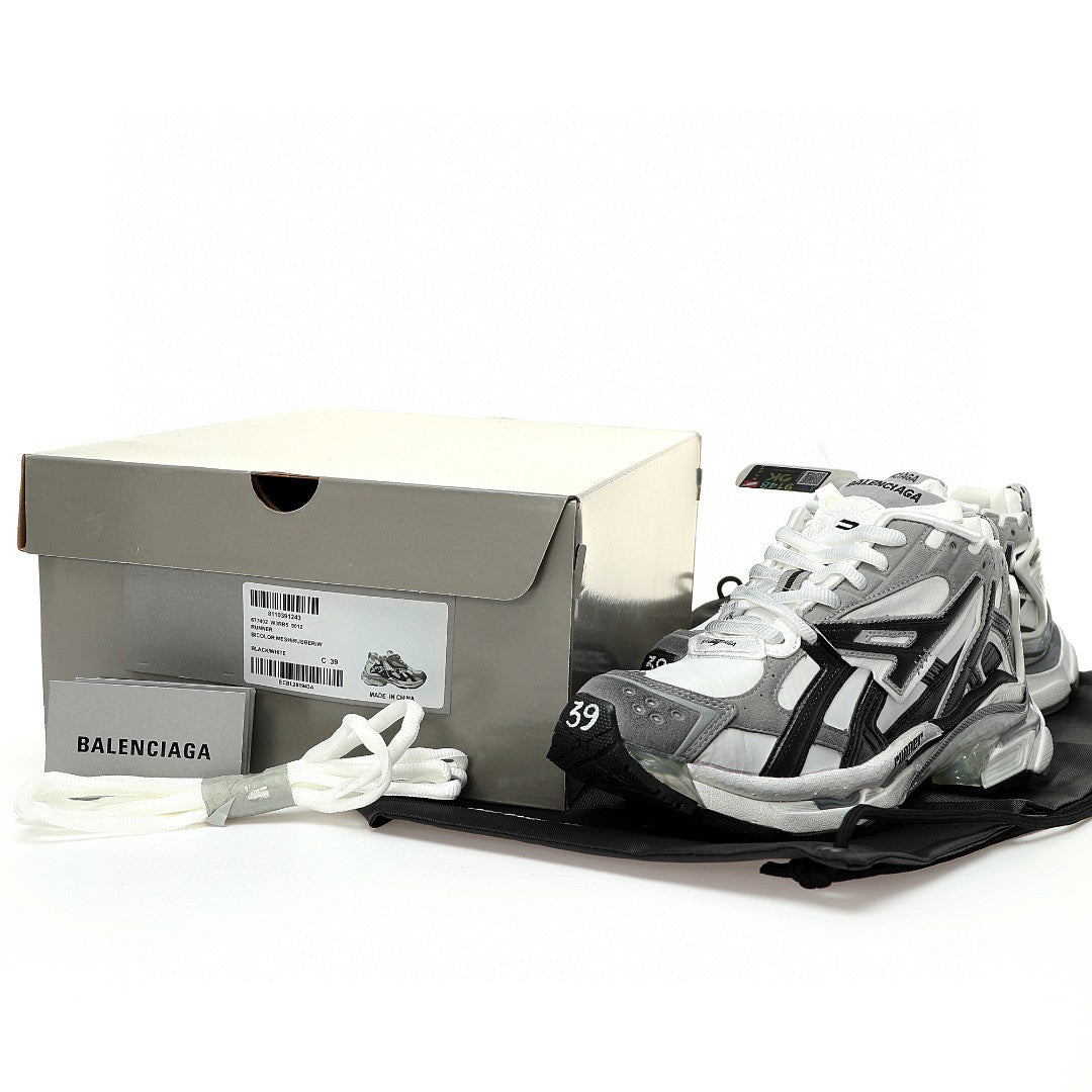 BB Runners White & Black