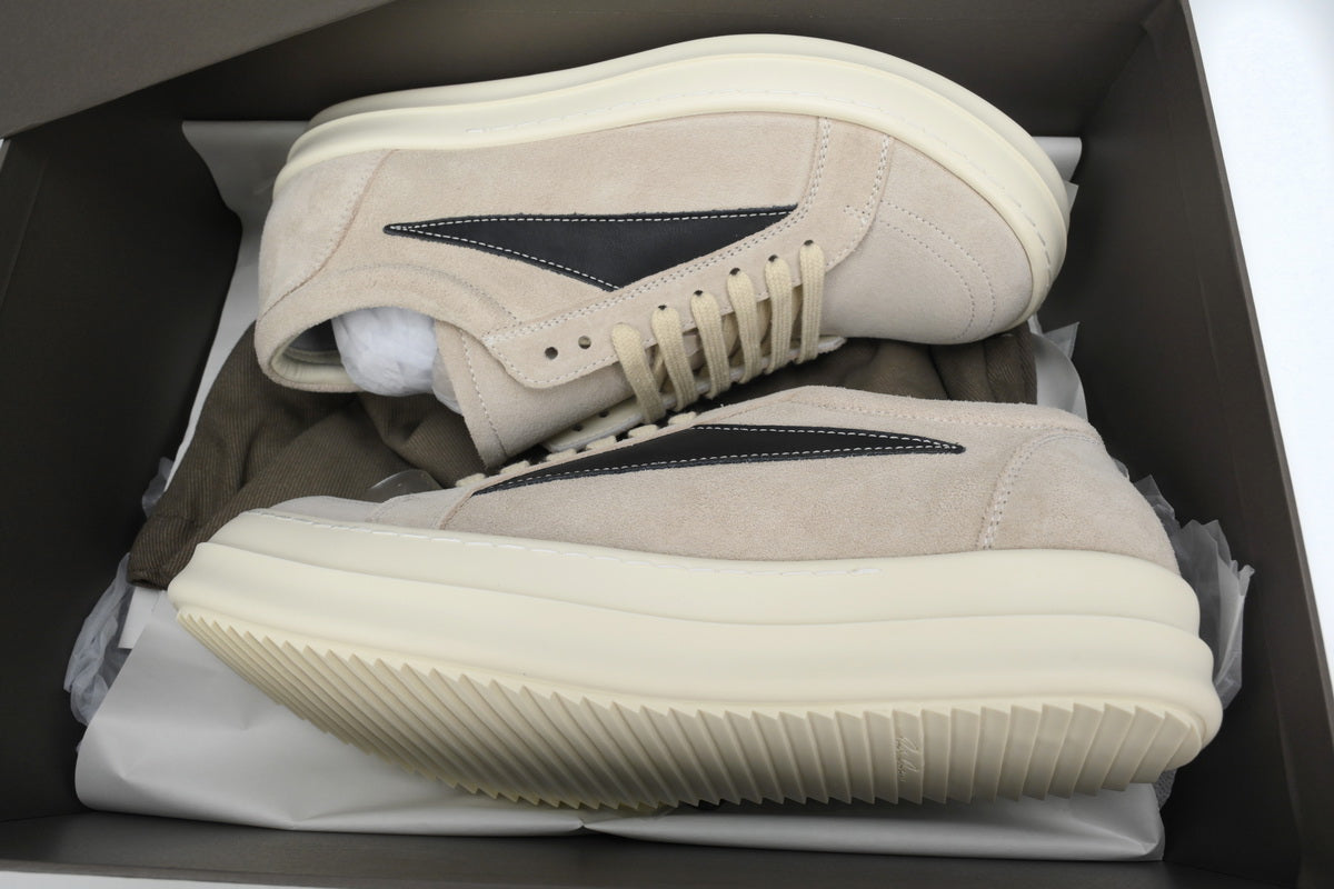 RO Vintage Cream Suede
