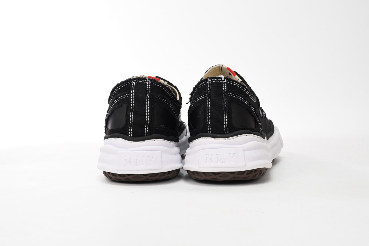 Mihara Black Stitching