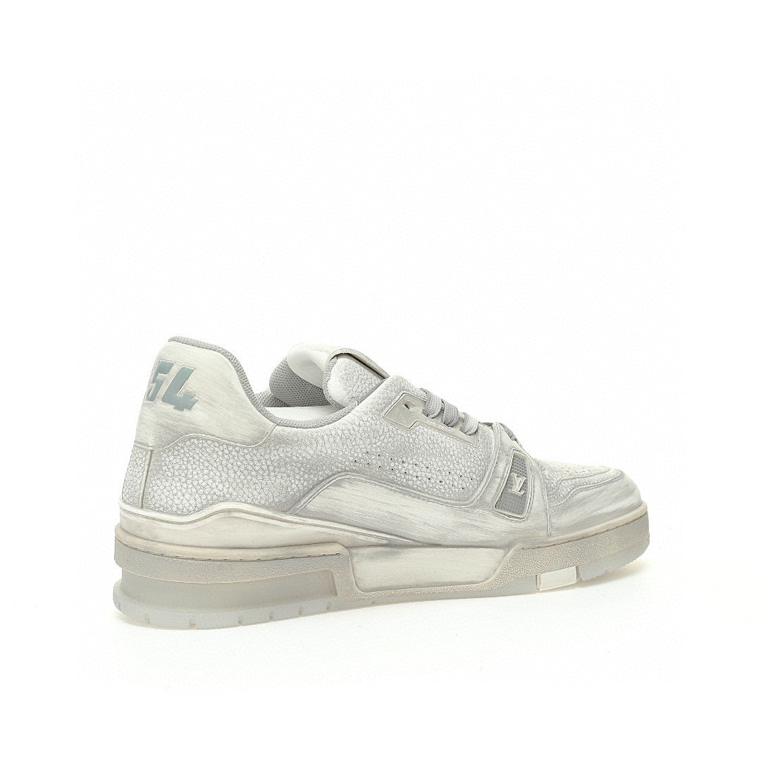 LV Trainer Muddy White