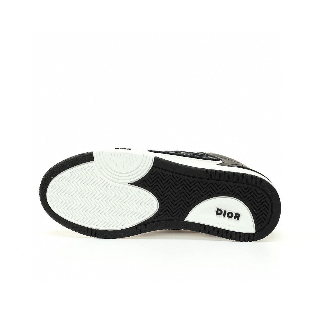 DR B57 Black
