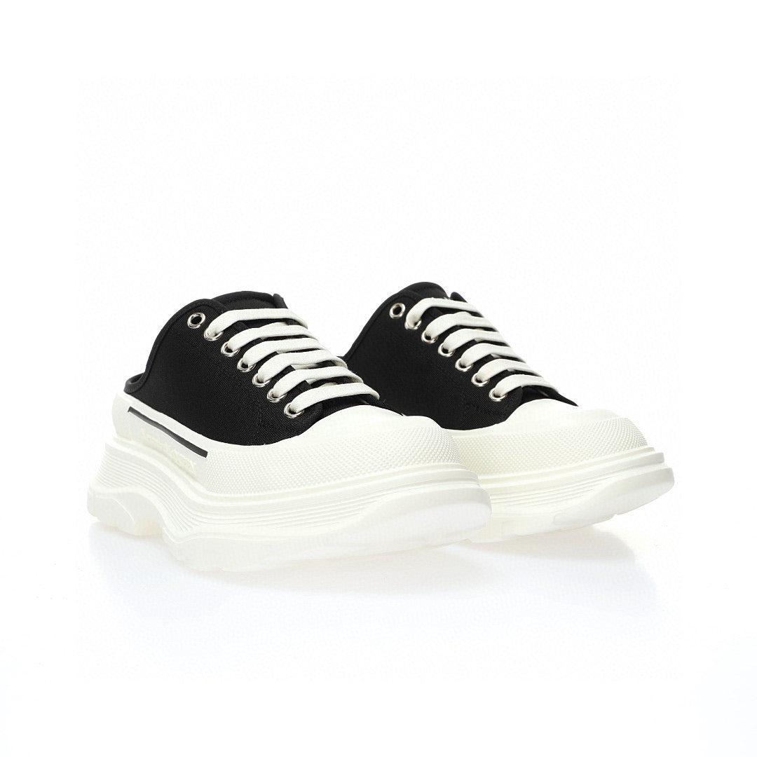 McQueen Black Web