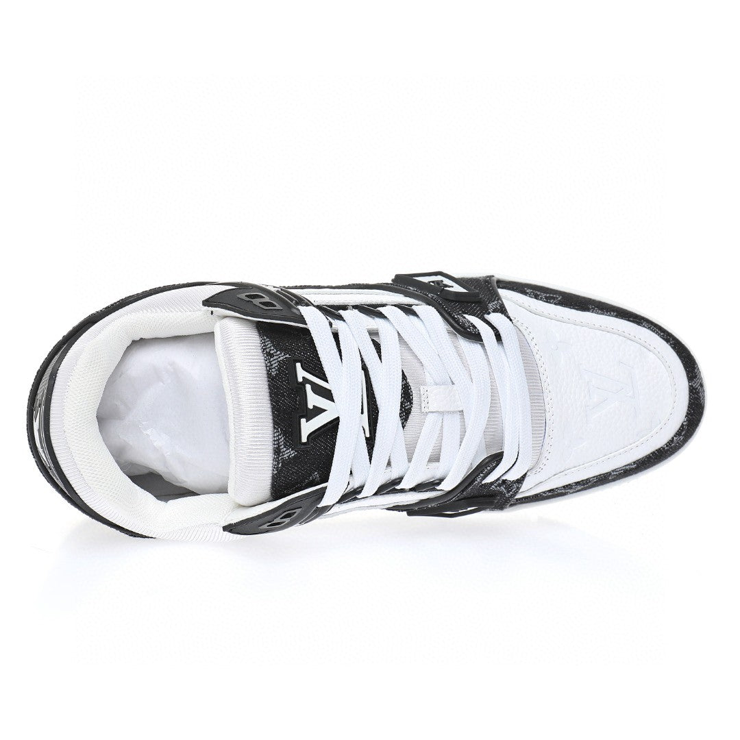 LV Trainer Black