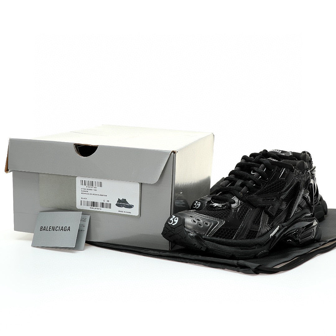 BB Runners All Black