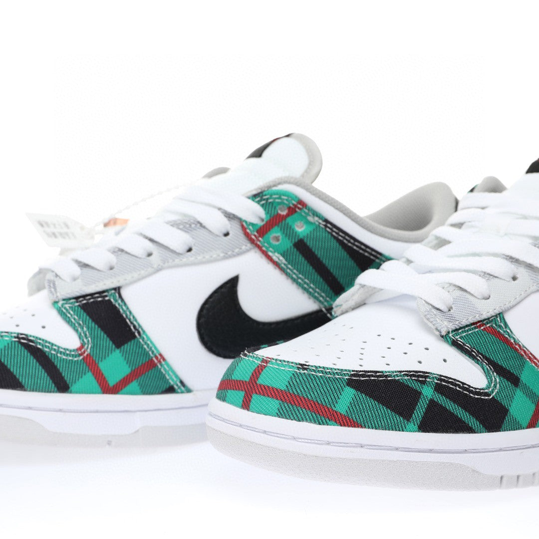 Dunk Low Tartan Plaid