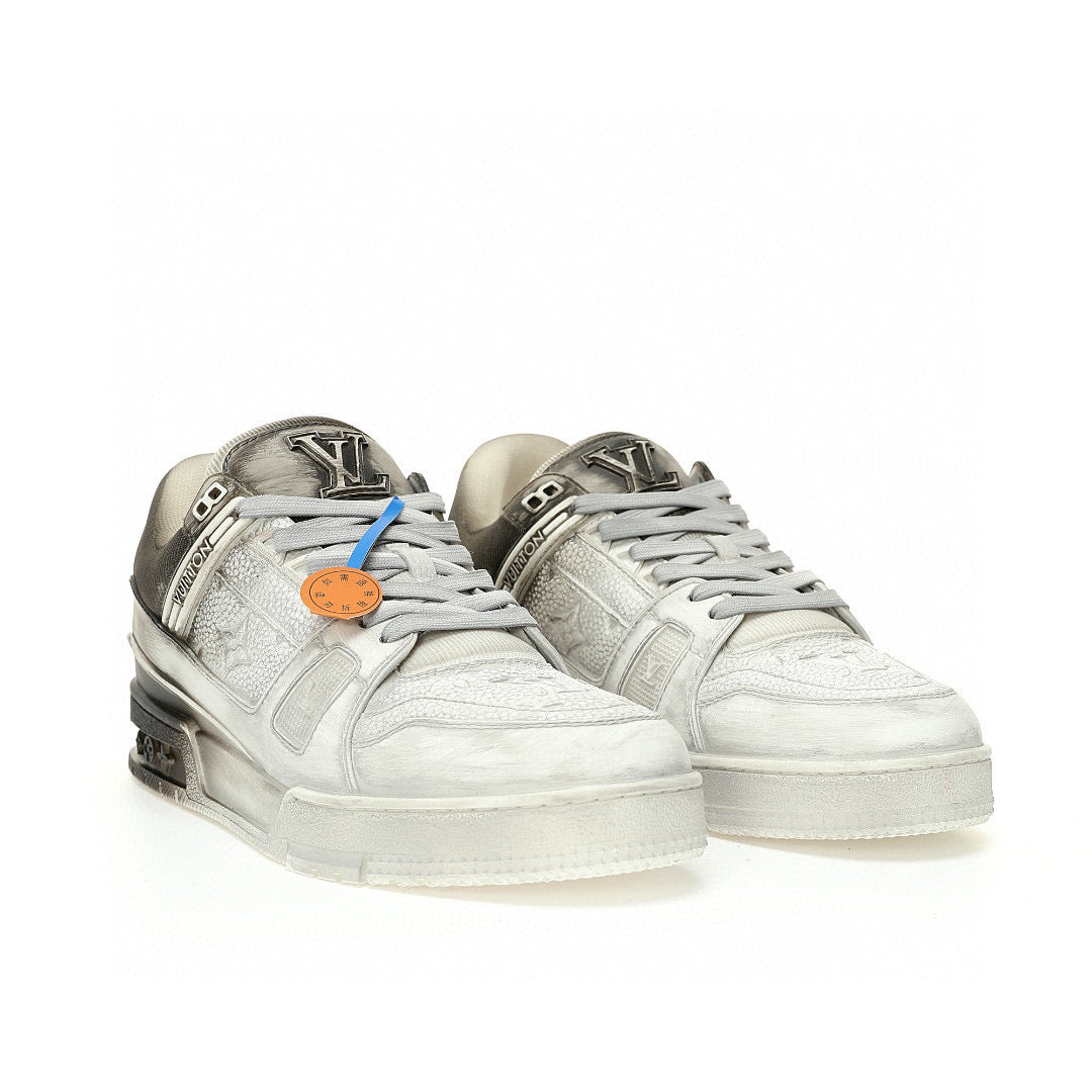 LV Trainer Black & Fade White