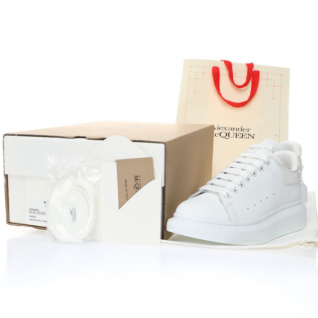 McQueen White Gloss