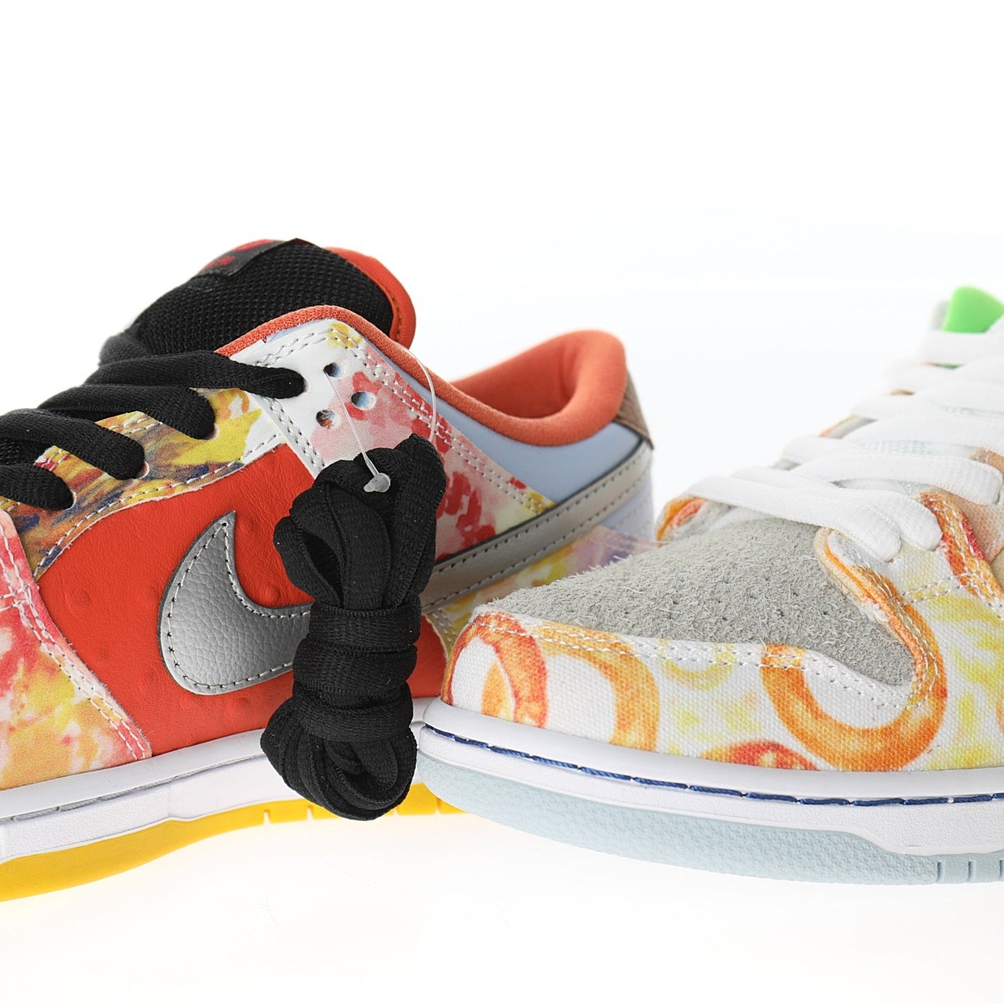 Dunk Low SB Street Hawker