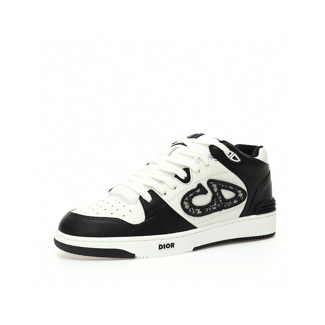 DR B57 Black