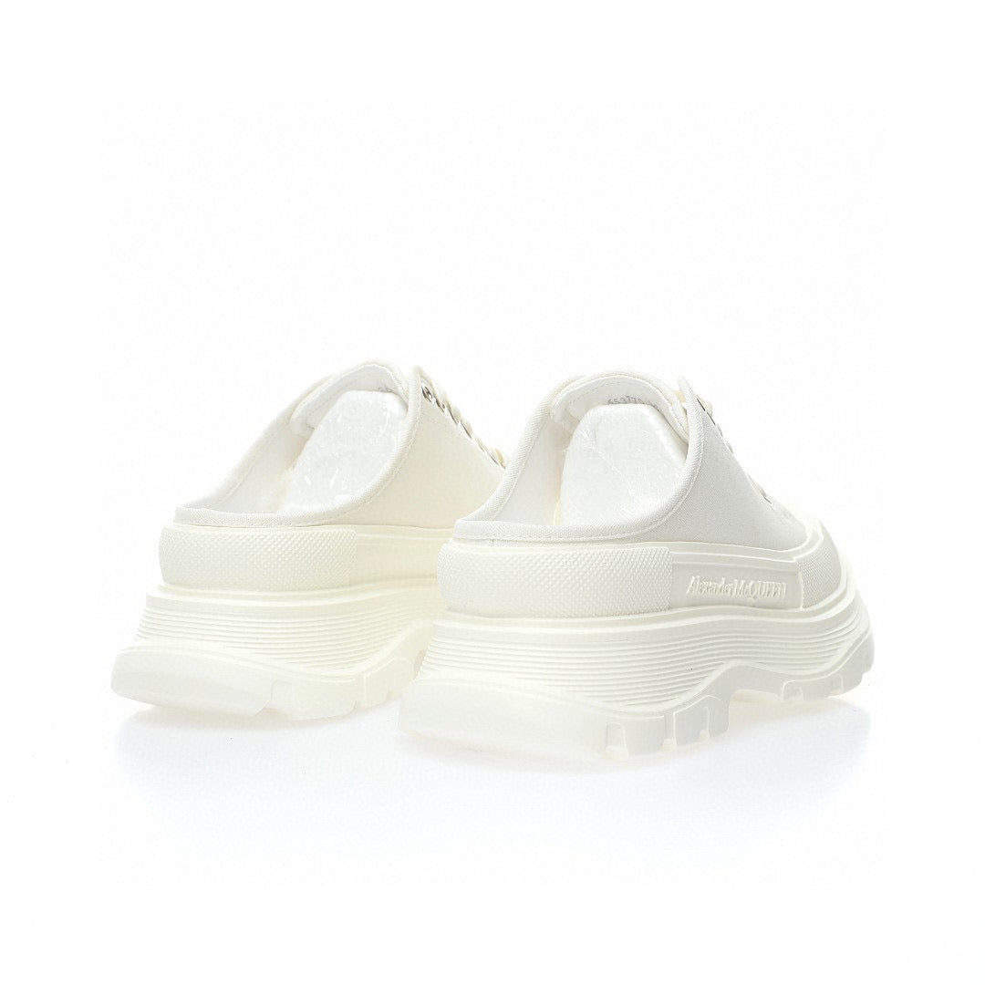 McQueen White Widow