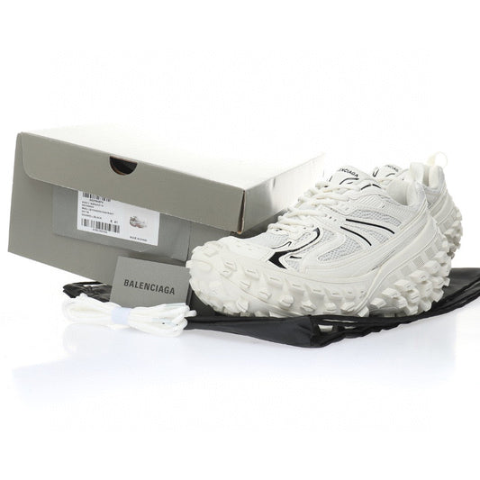BB Defender White