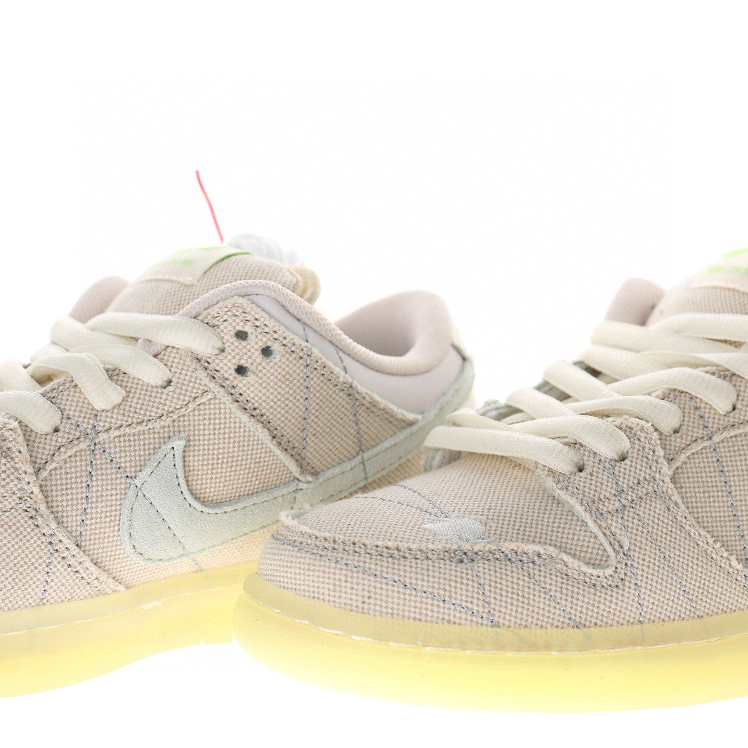 Dunk Low SB Mummy