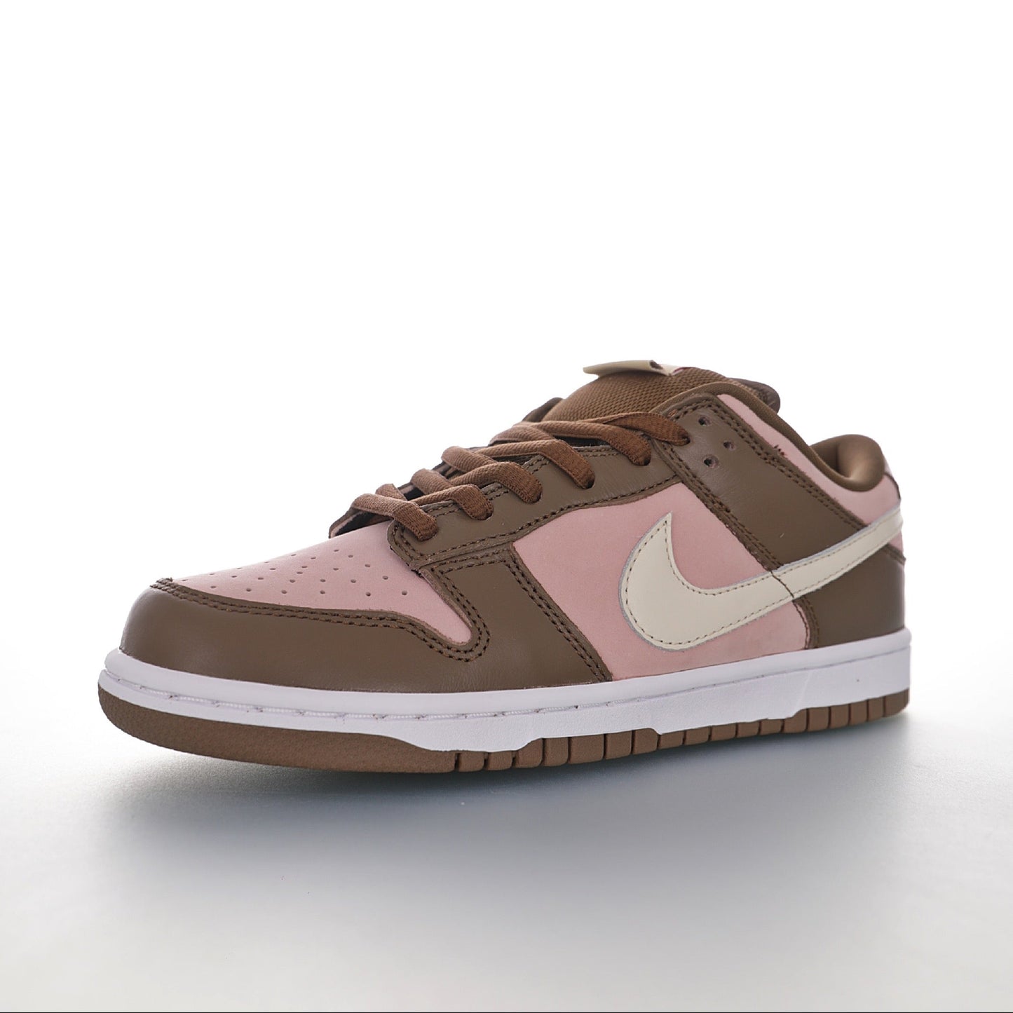 Dunk Low SB Stussy Cherry