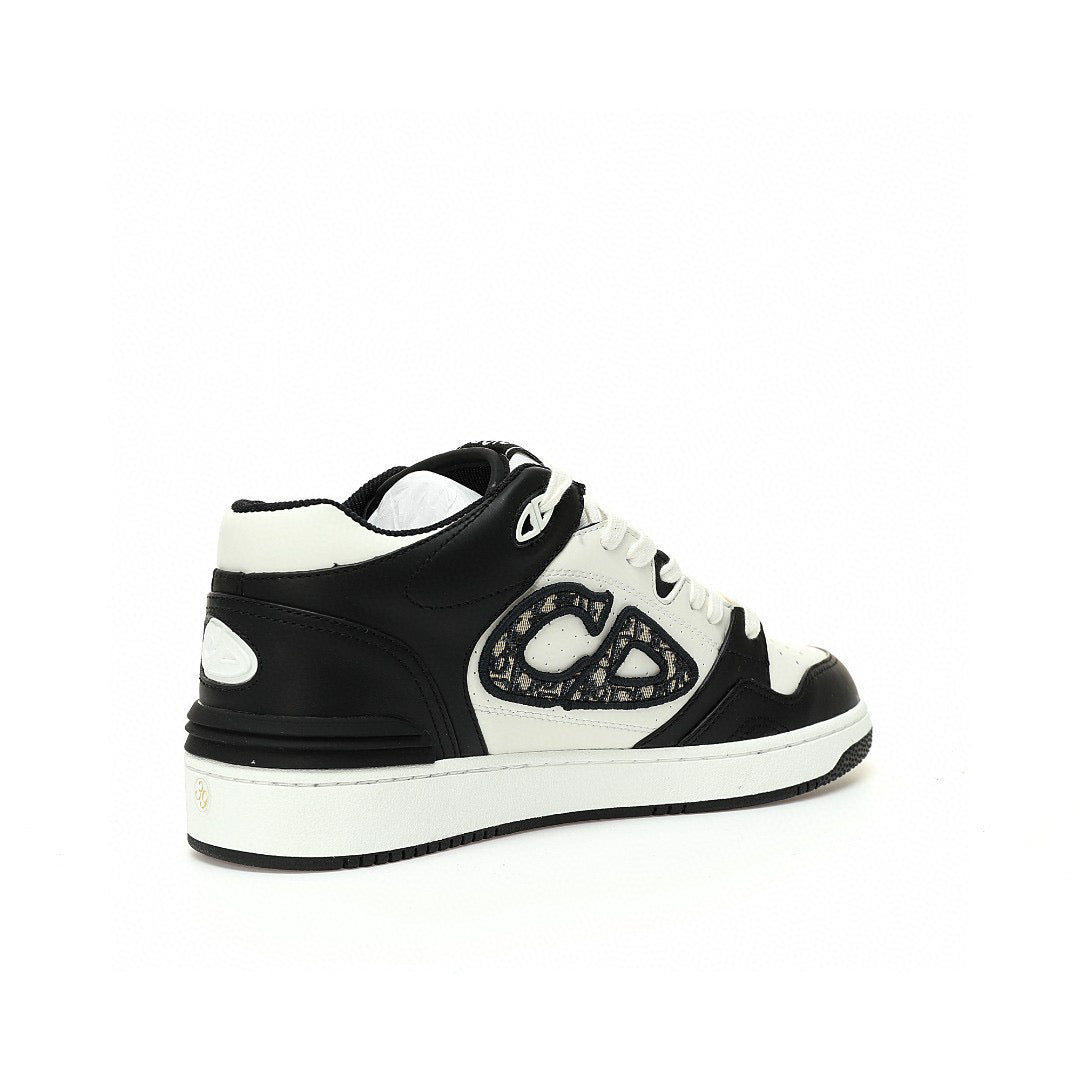 DR B57 Black
