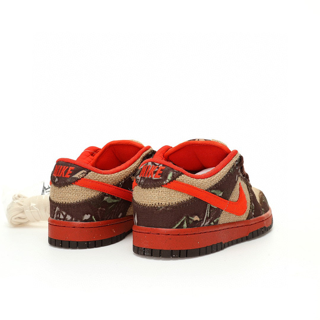 Nike SB Dunk Low Reese Forbes Hunter
