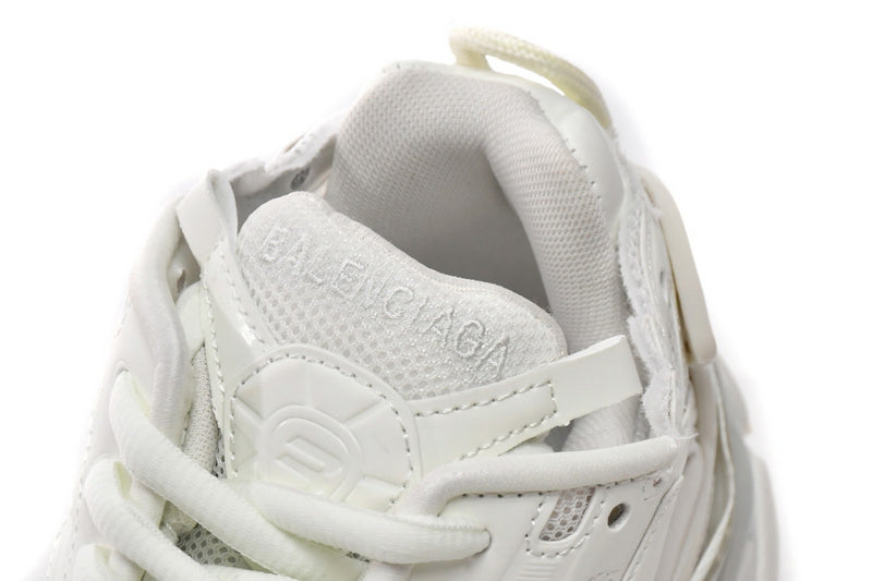 BB Runners All White