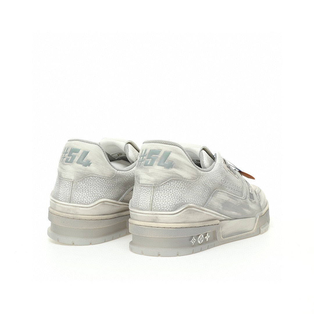 LV Trainer Muddy White