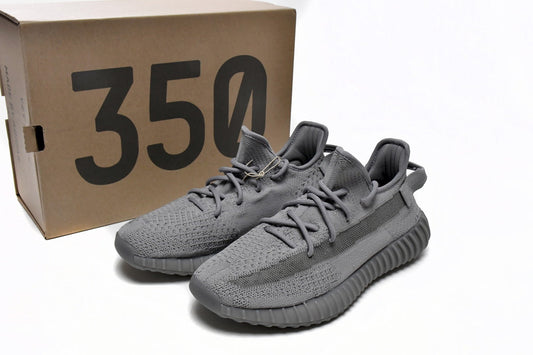 Yeezy 350 Smoke Grey