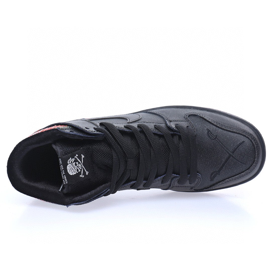 Dunk SB High Pirate