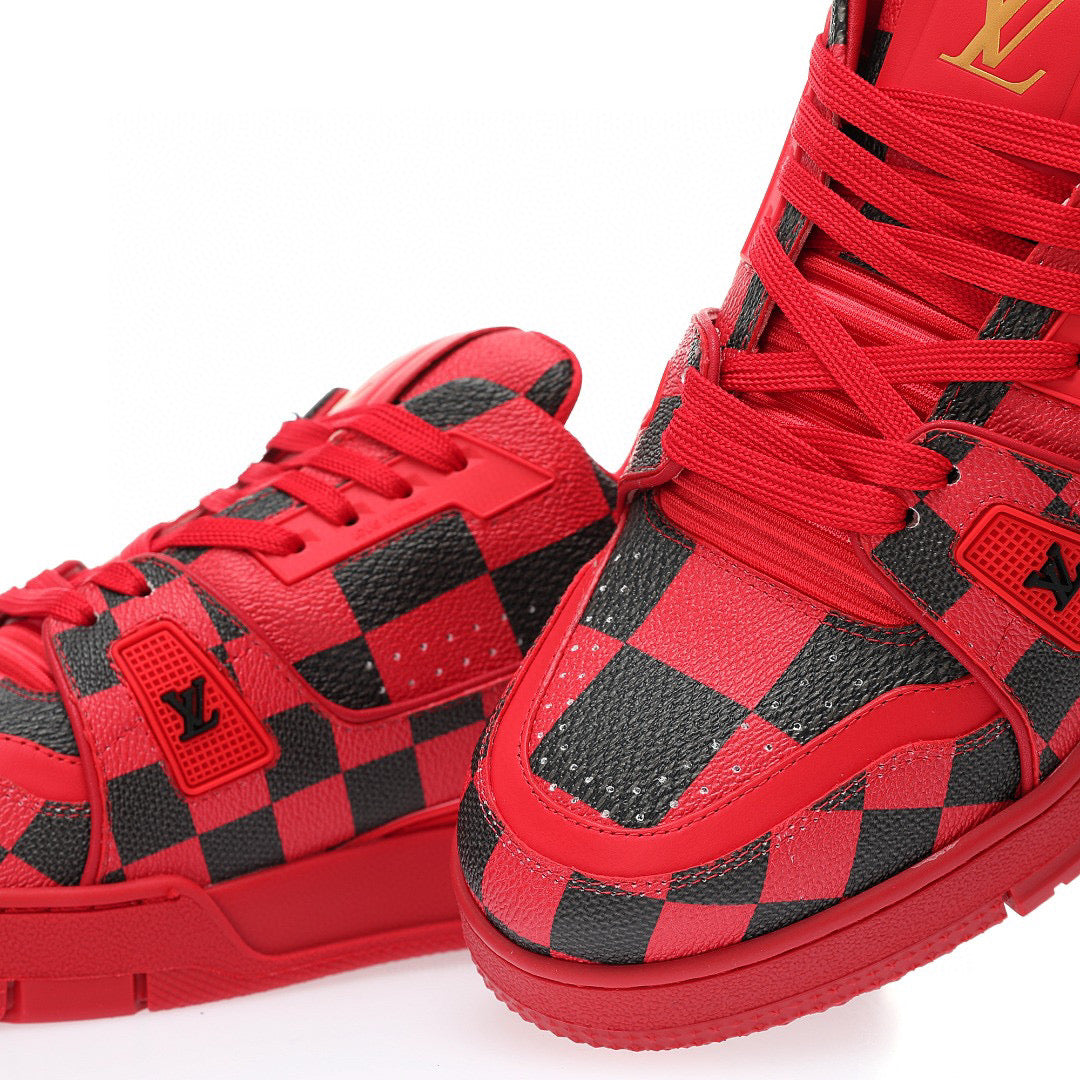 LV Trainer Red Checkers