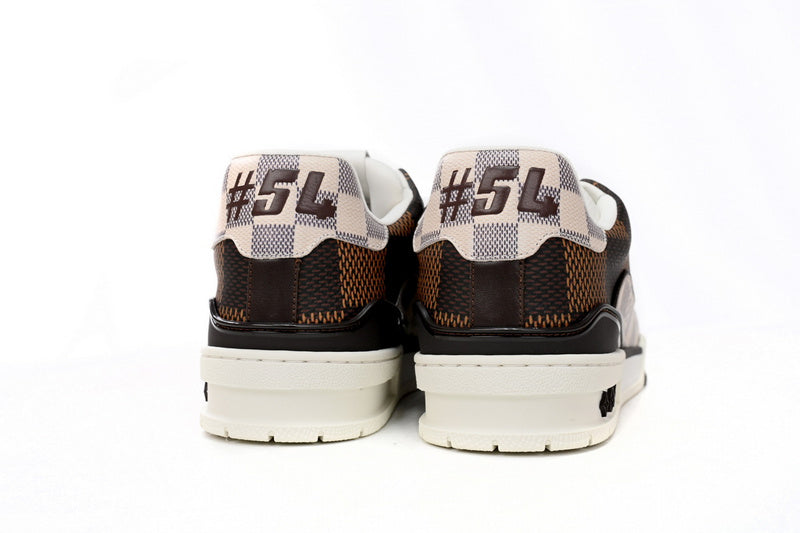LV Trainer Brown