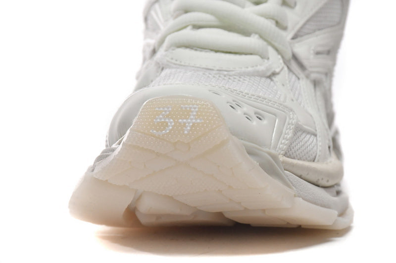 BB Runners All White