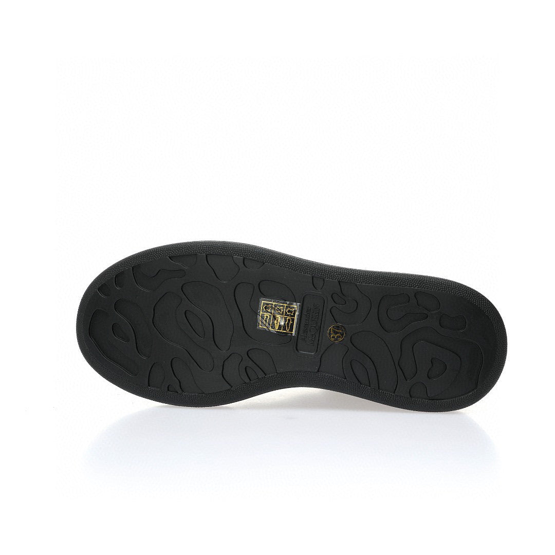 McQueen Black Illusion