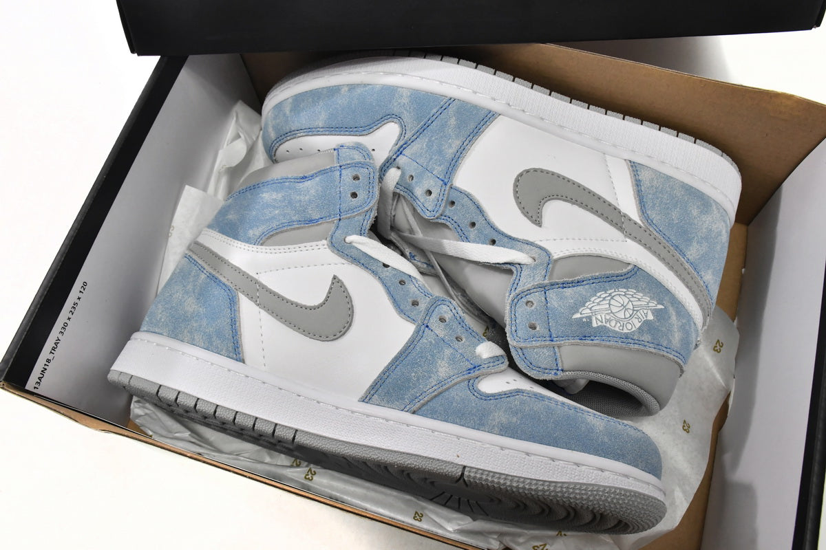 J1 Hyper Royale