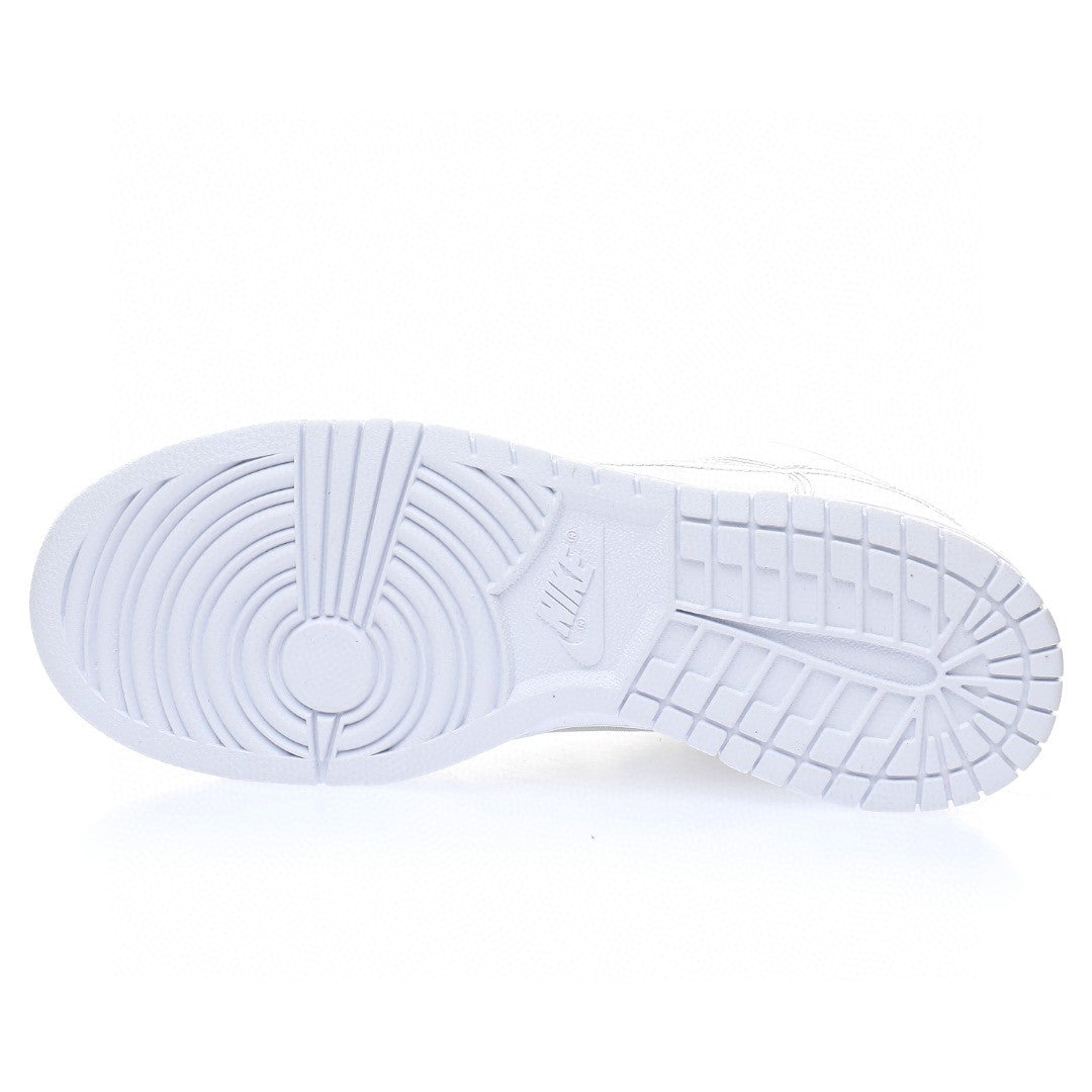 Dunk SB High Silver Surfer
