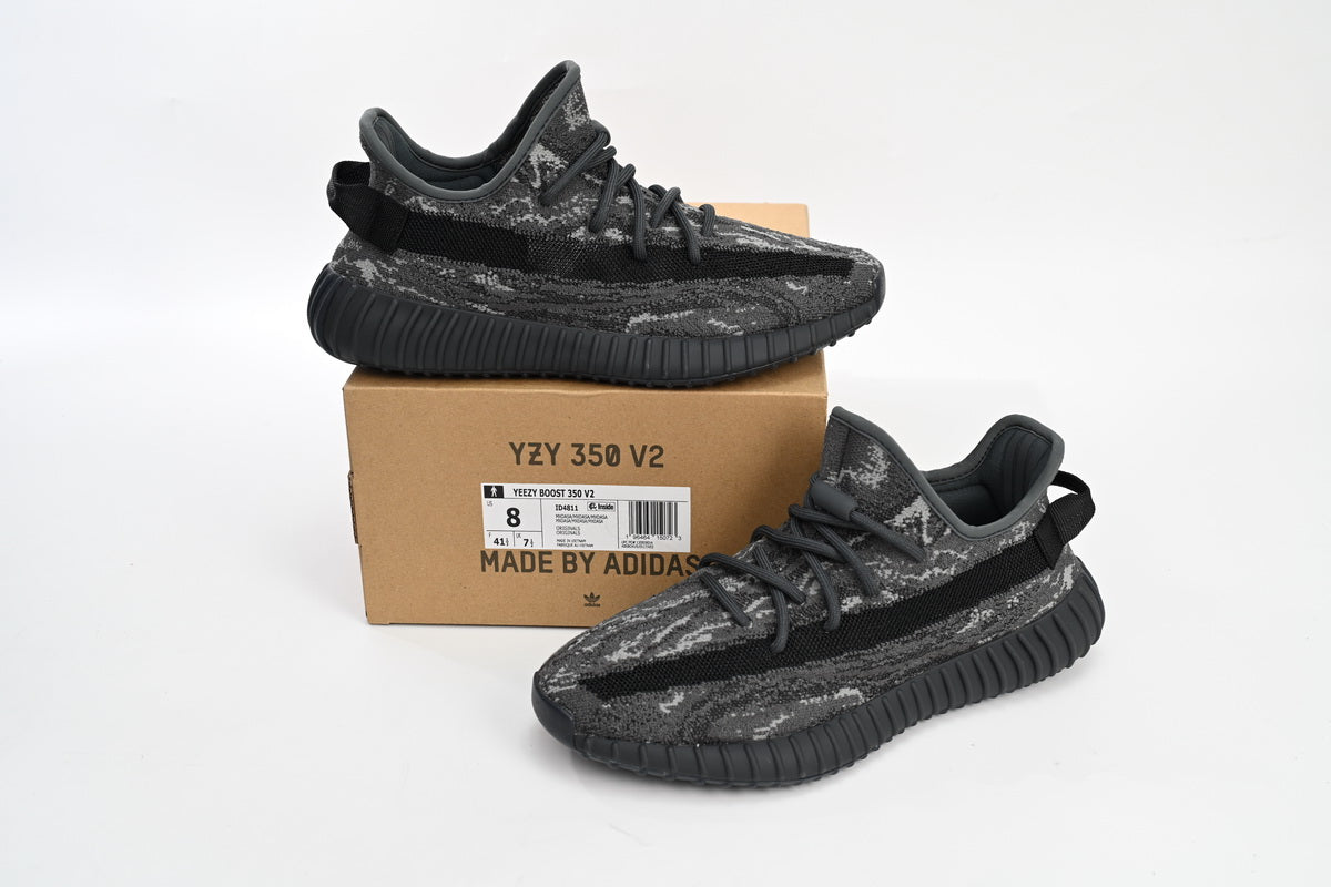 Yeezy 350 Dark Salt