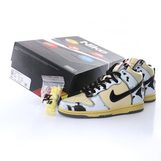 Dunk SB High Moo