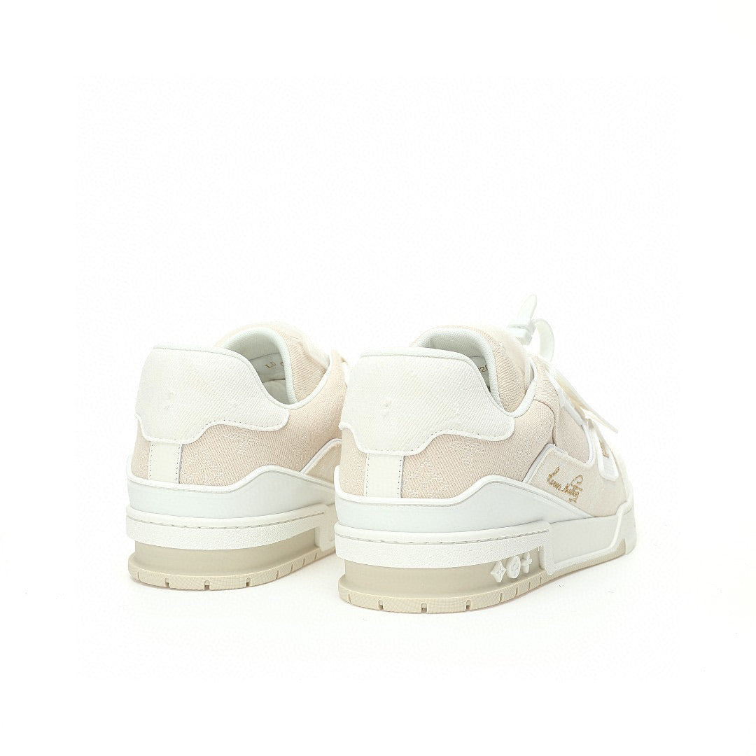 LV Trainer All White