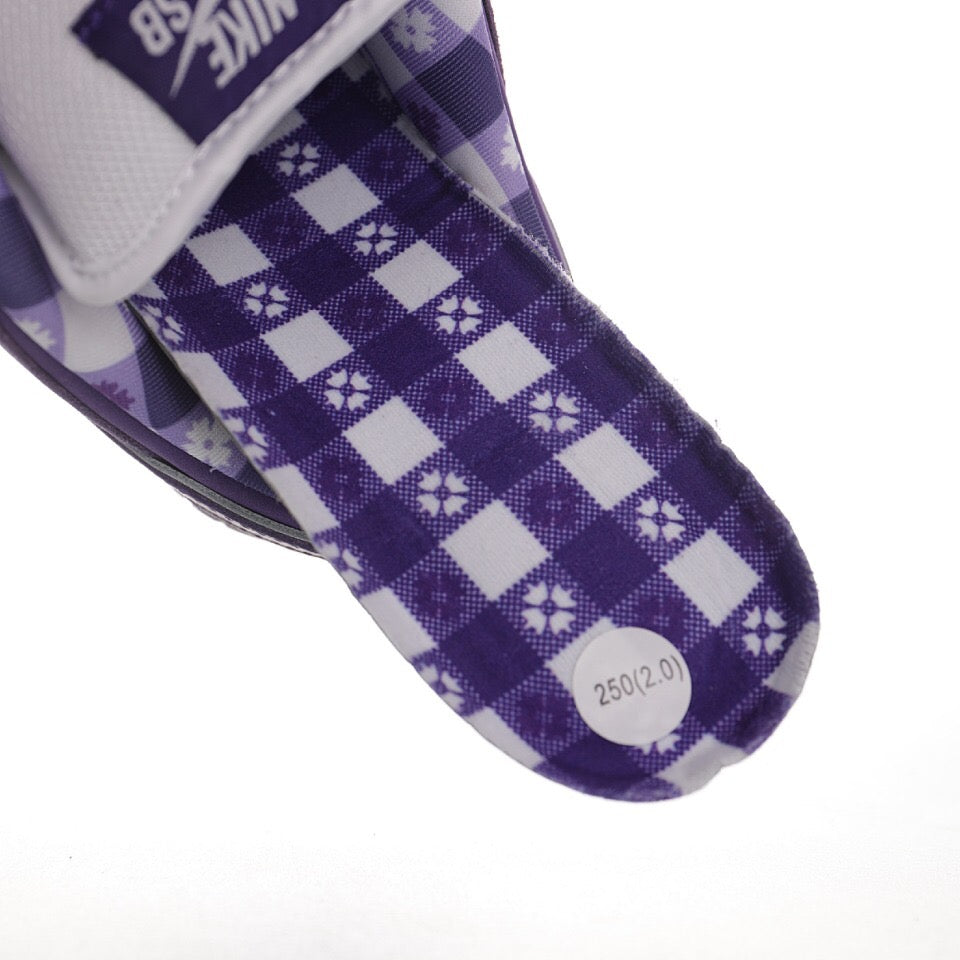 Dunk Low SB Purple Lobster