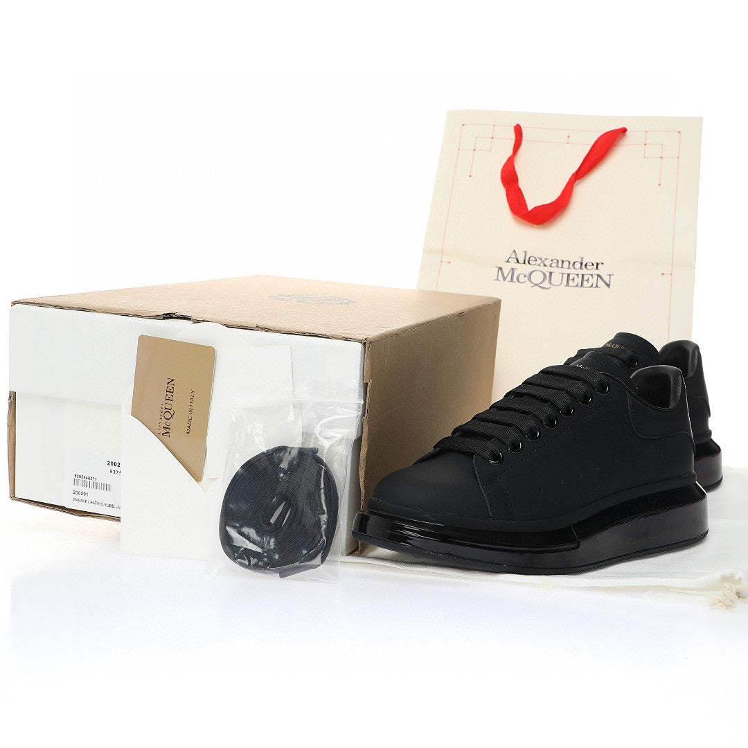 McQueen Black Night