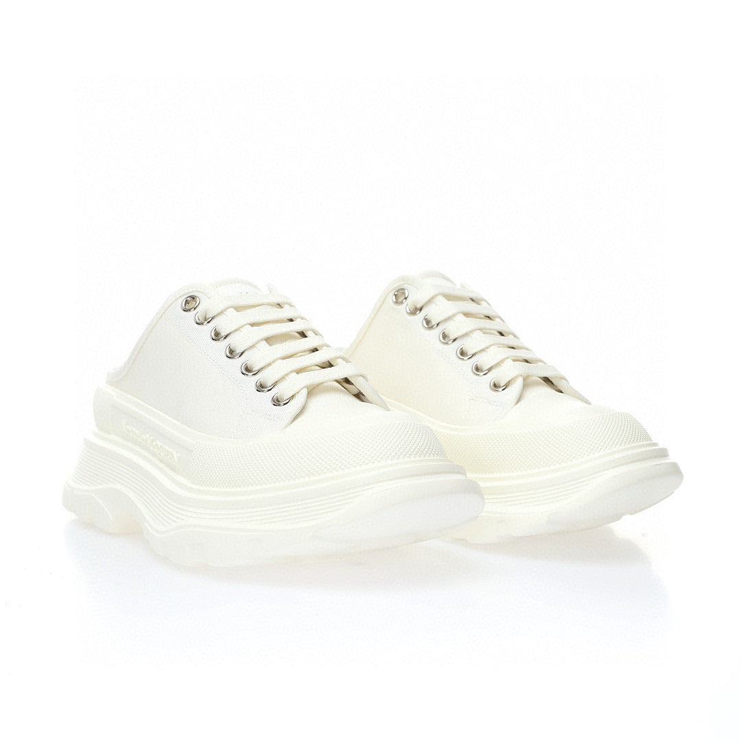 McQueen White Widow