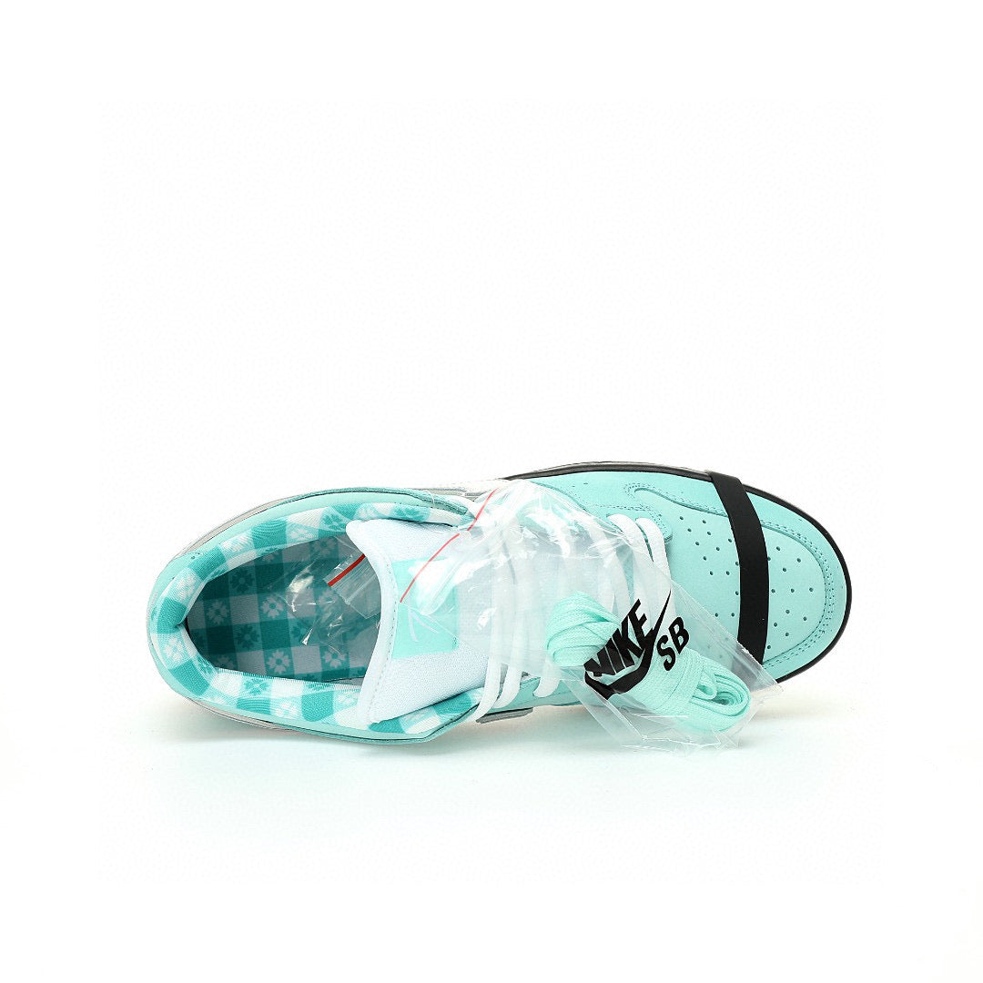 Dunk Low Tiffany Lobsters