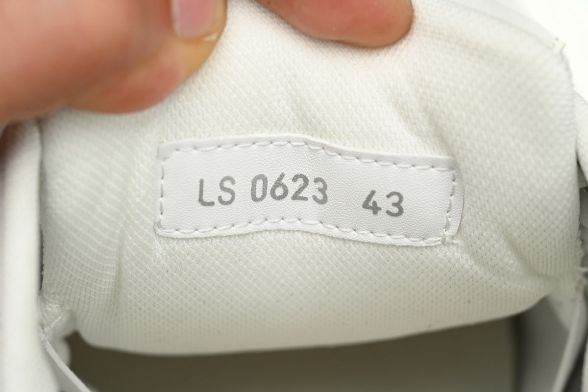 DR B30 Light Grey Sneakers White