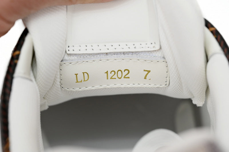 LV Trainer Brown