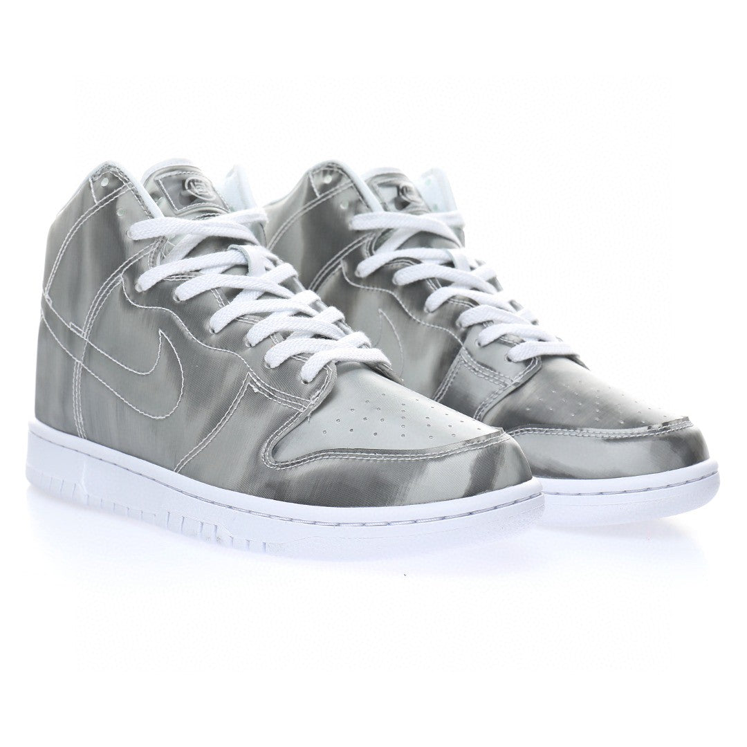 Dunk SB High Silver Surfer
