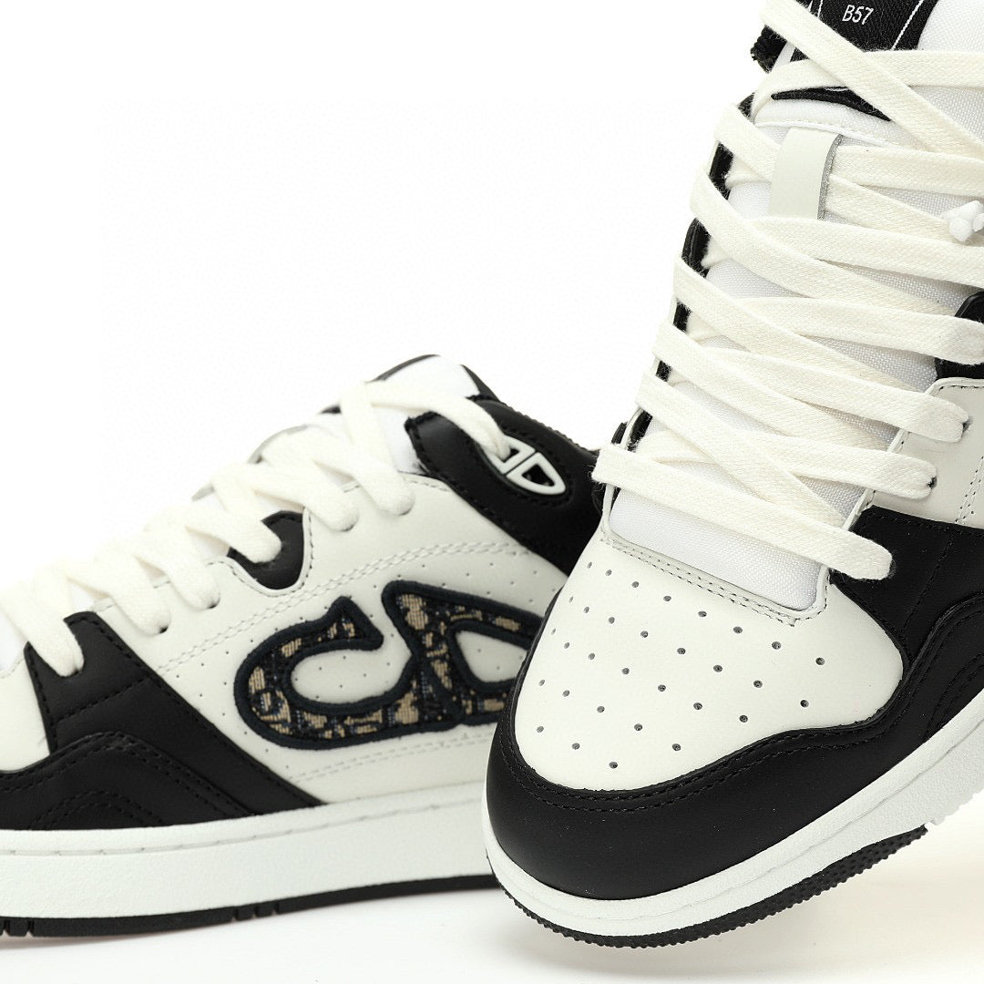 DR B57 Black